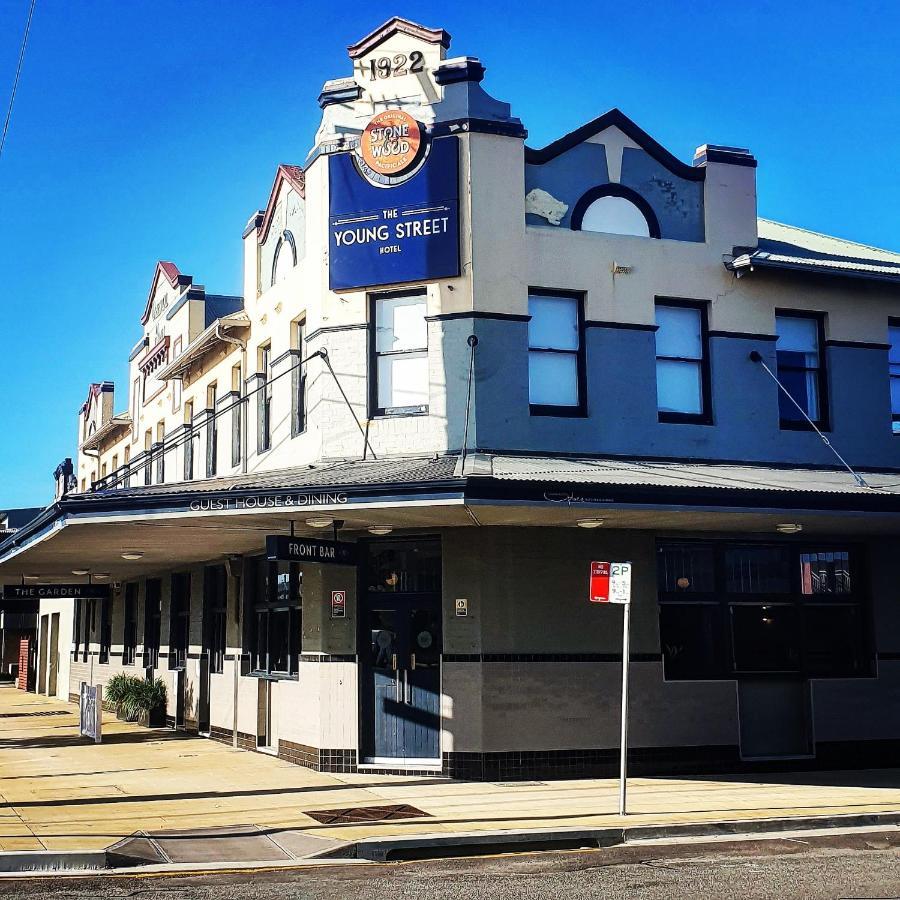 The Young Street Hotel Carrington Exterior foto
